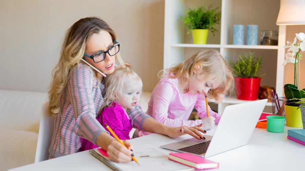 solution de garde d'enfants pour parent solo